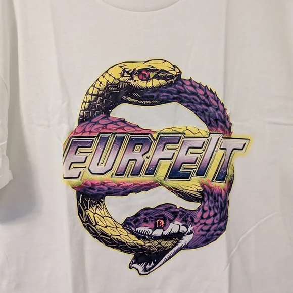 NWOT- L- White Graphic T-Shirt with Snake Design - Picture 2 of 3
